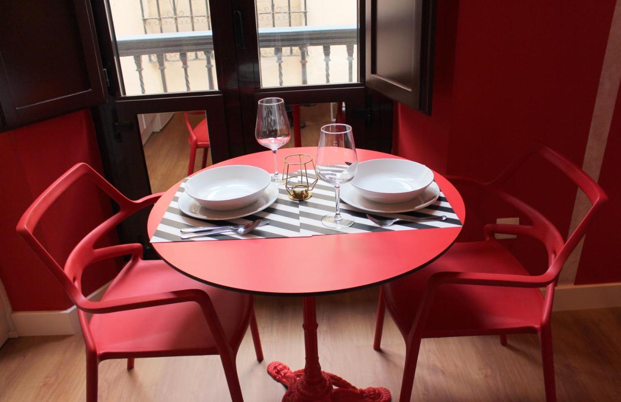 Ritual Sevilla Suites Centro (Adults Only) מראה חיצוני תמונה